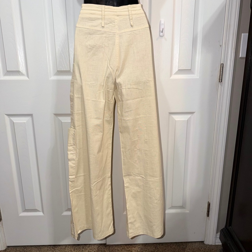 Easel Los Angeles‎ Women Oatmeal Linen Blend Wide Leg Cargo Pants Medium NWT - Picture 3 of 4